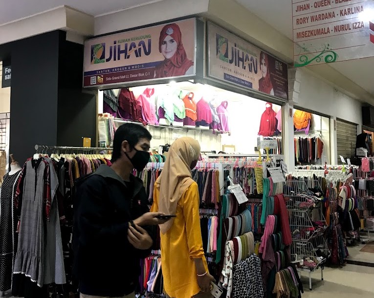 Jihan Hijab Store - Solo Grand Mall